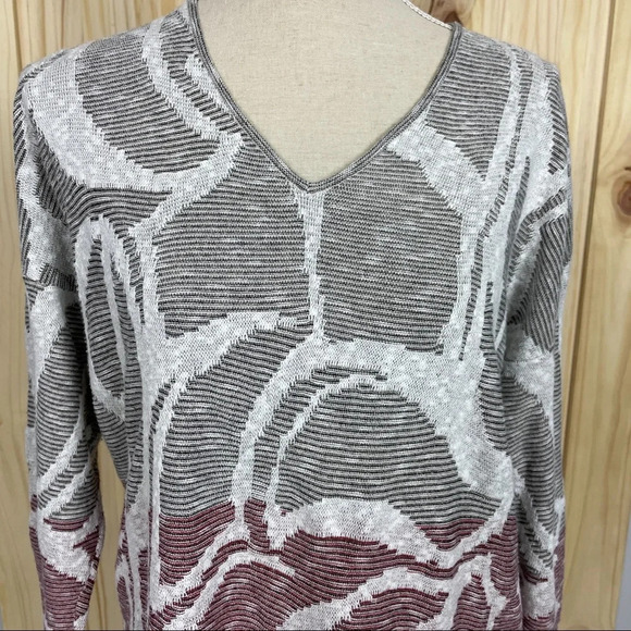 Olsen Europe Top Pullover V-Neck Sweater Sz XL / 16 Colour Block Gray White Red - Picture 3 of 10